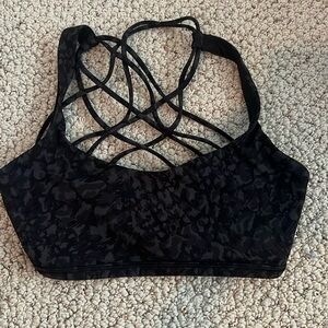 lululemon black camo sports bra